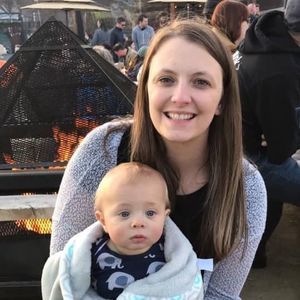 Meet your Posher, Caitlin